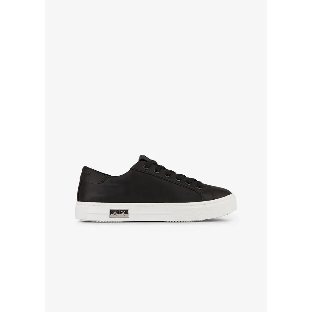 Кроссовки Armani Exchange XDX027_XCC14, черный