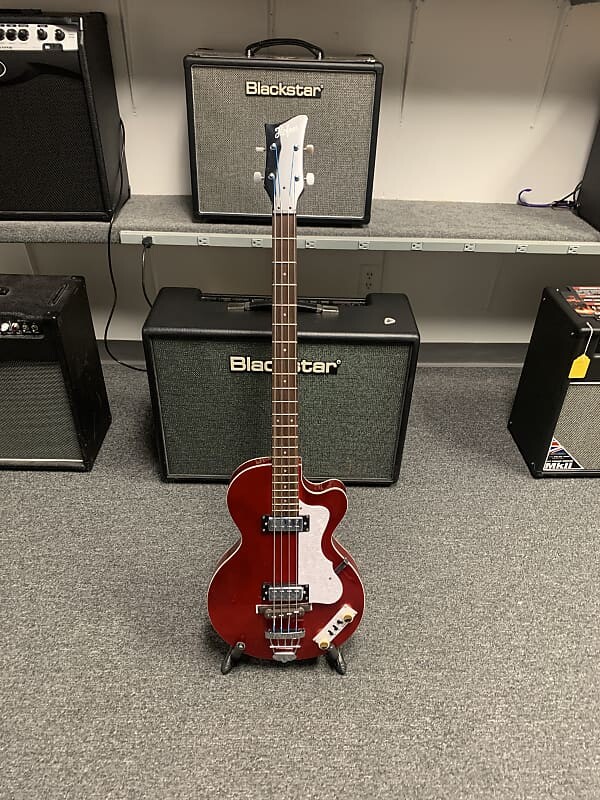 

Басс гитара Hofner HI-CB Club Bass Red