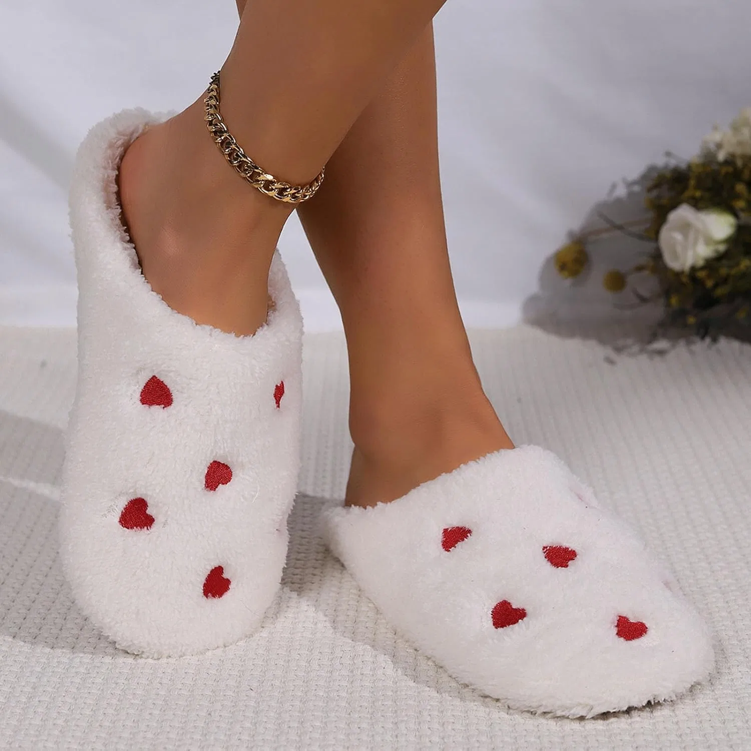 Тапочки с сердечками, Memory Foam, белые — фото 2