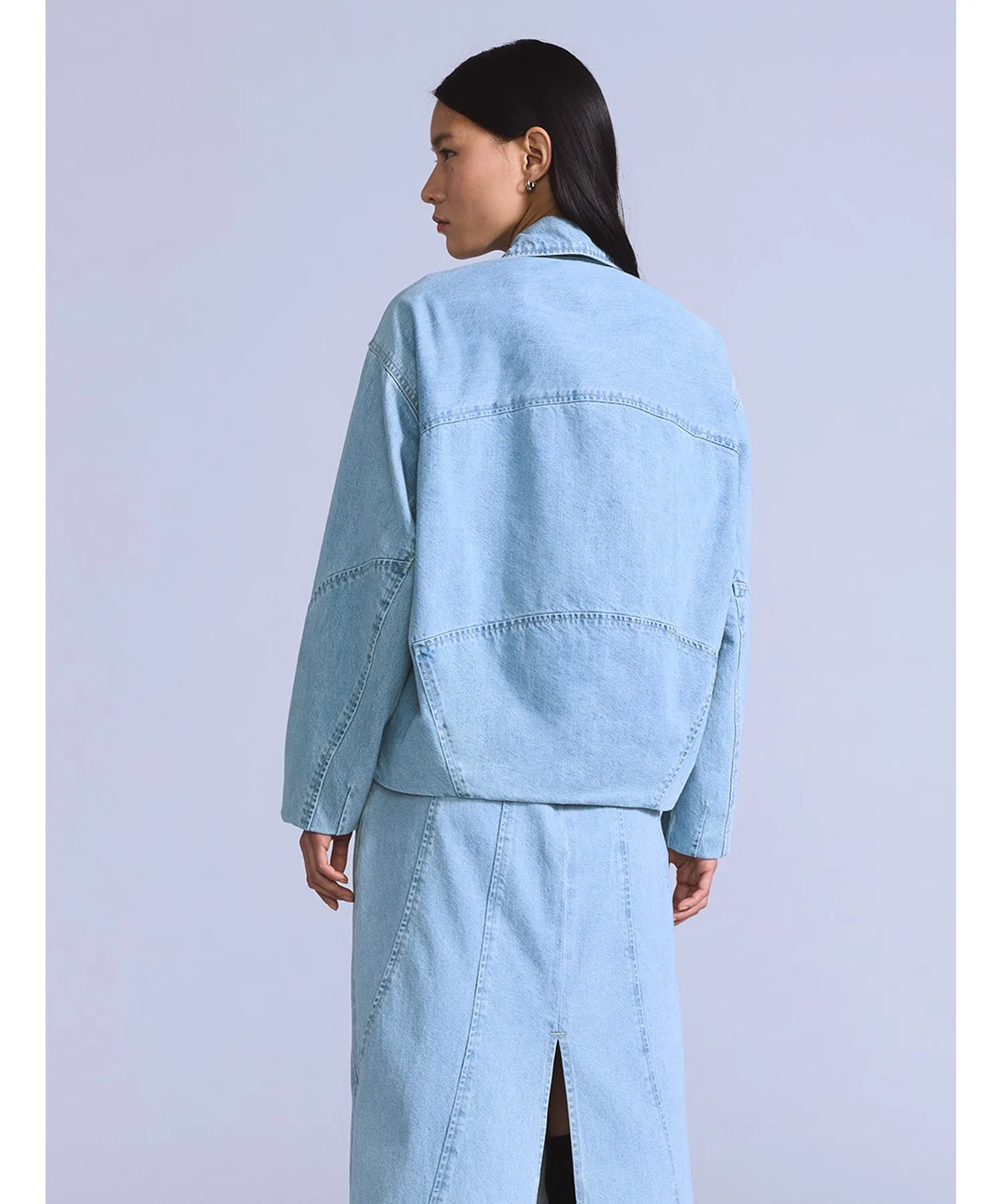 Женская куртка Levi's BLUETAB LINED из денима с синими швами, индиго — фото 2