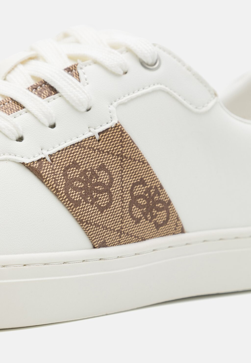 

Полукеды Todi Guess, белый