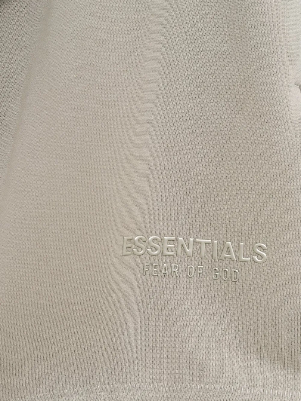 Шорты с вышитым логотипом и эластичной талией FEAR OF GOD ESSENTIALS, нейтральный — фото 3