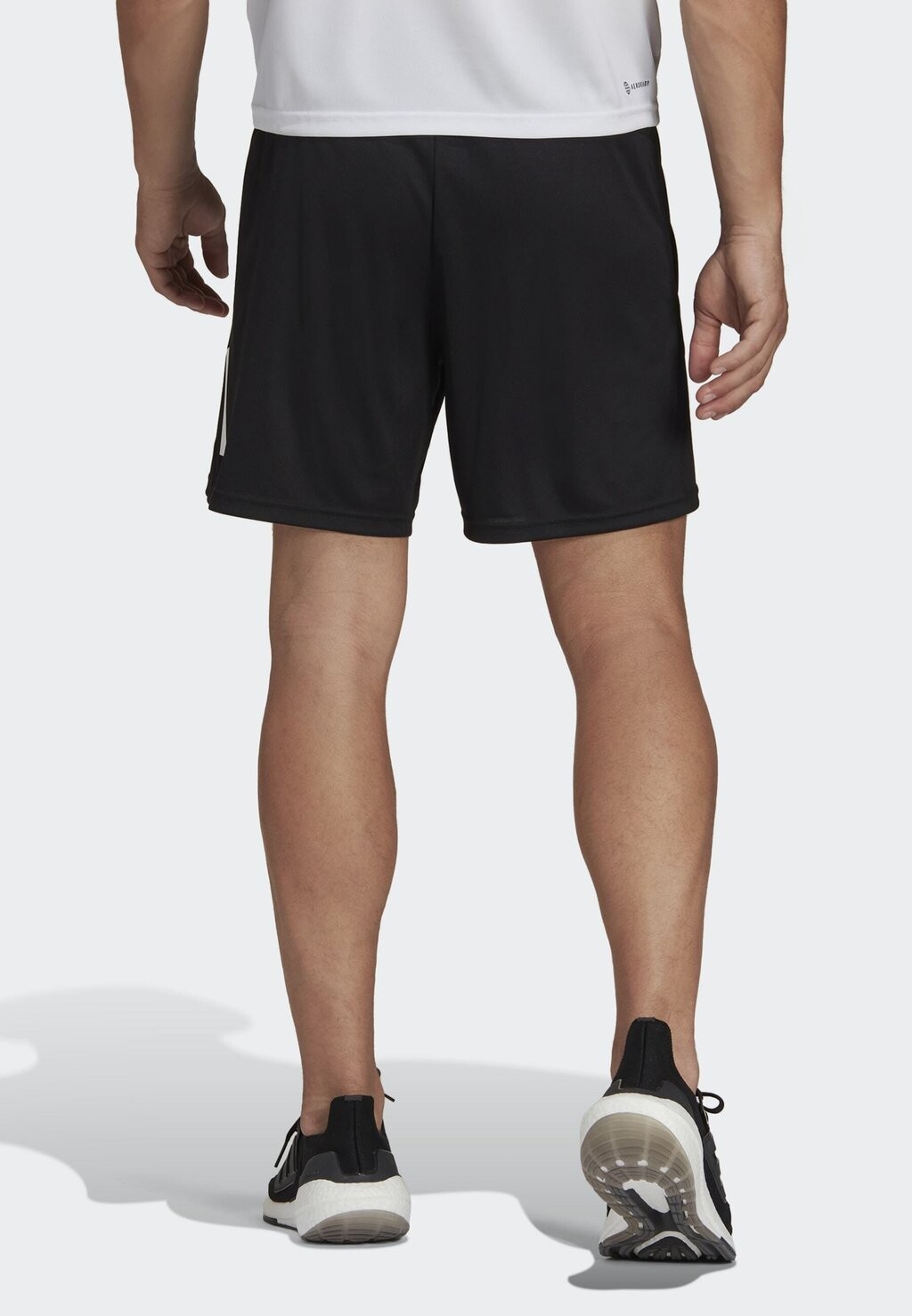 

Спортивные шорты Adidas TR ES LOGO SHO, цвет Black/White