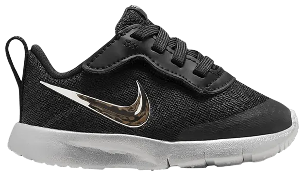 

Кроссовки Nike Tanjun SE EasyOn TD, черный