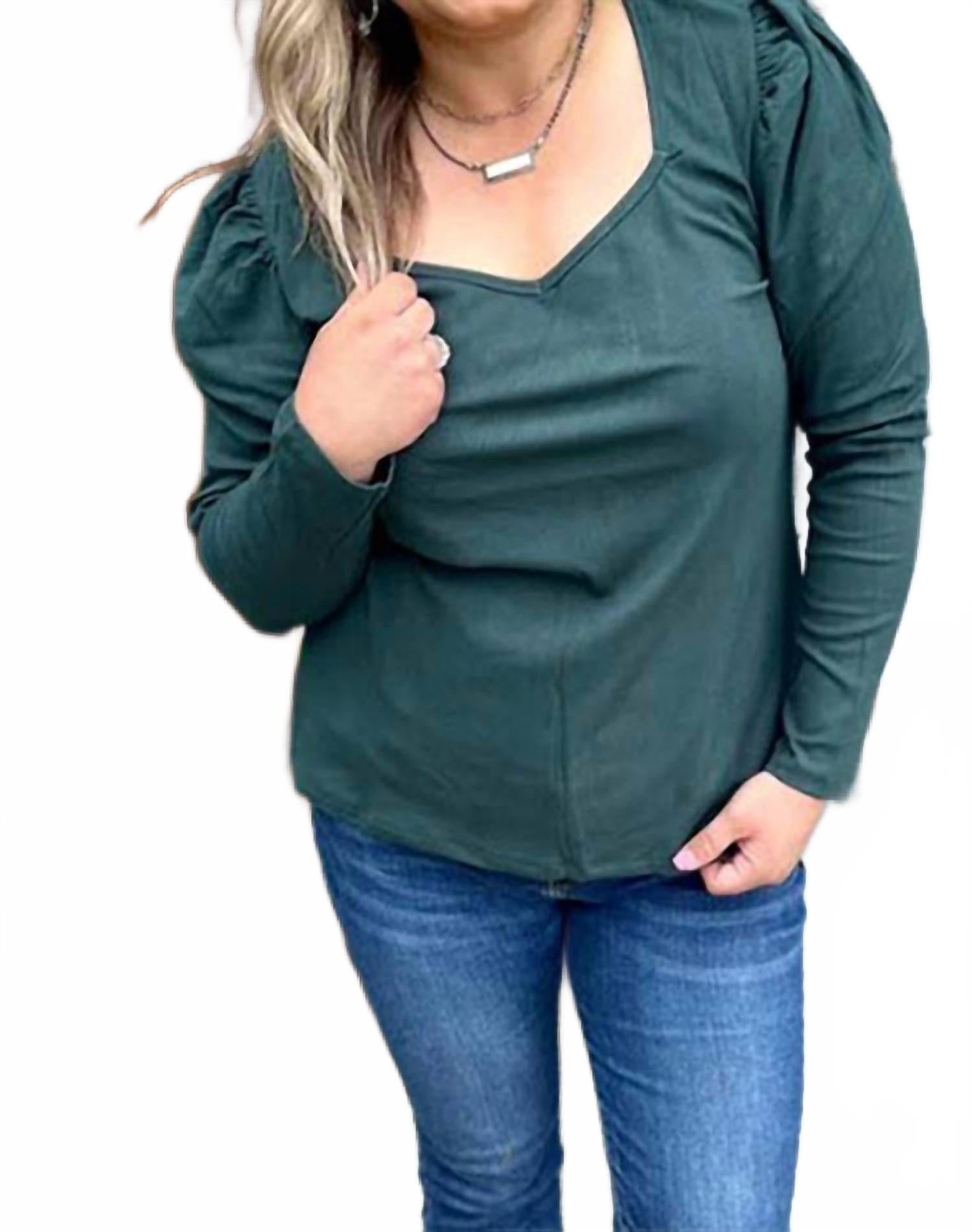 

Стильный топ с длинными рукавами зеленого цвета Sterling Kreek