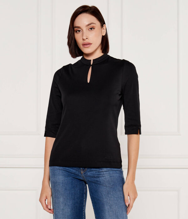 

Блуза Slim fit Marc Cain, черный