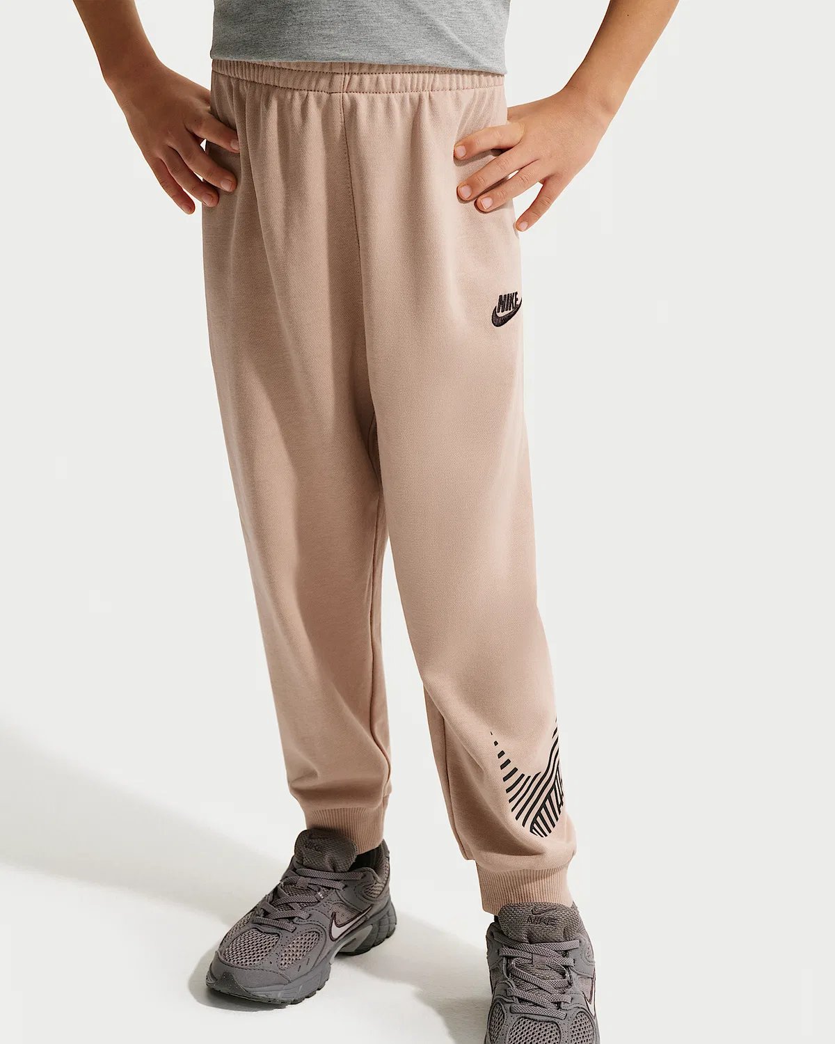 Детский набор из 2 предметов: оверсайз-свитшот из французского флиса Nike Sportswear In The Zone, Brown — фото 4