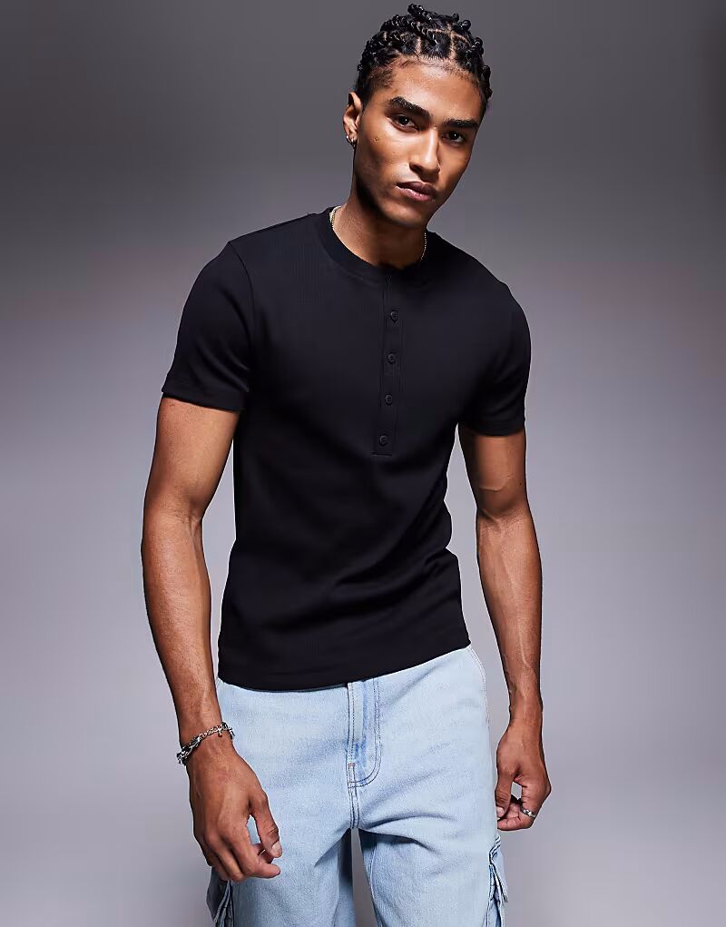 

Футболка ASOS DESIGN muscle fit в рубчик с воротником-хенли черного цвета