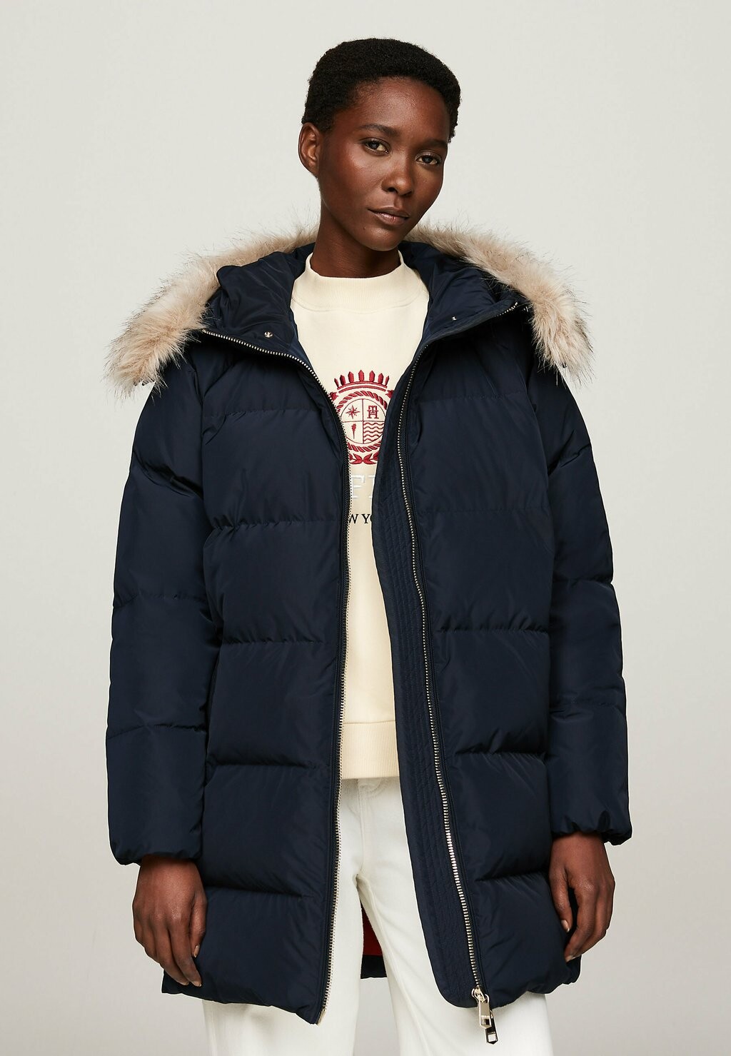 

Пуховик Tommy Hilfiger, темно-синий