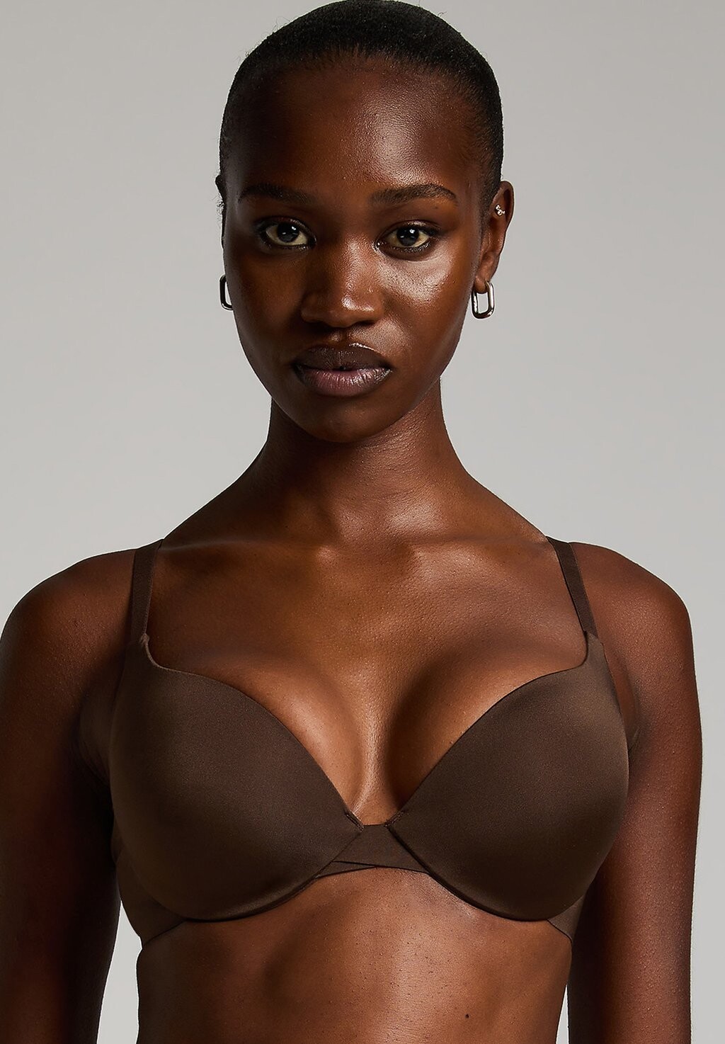

Бюстгальтер пуш-ап SMOOTH PADDED Hunkemöller, коричневый
