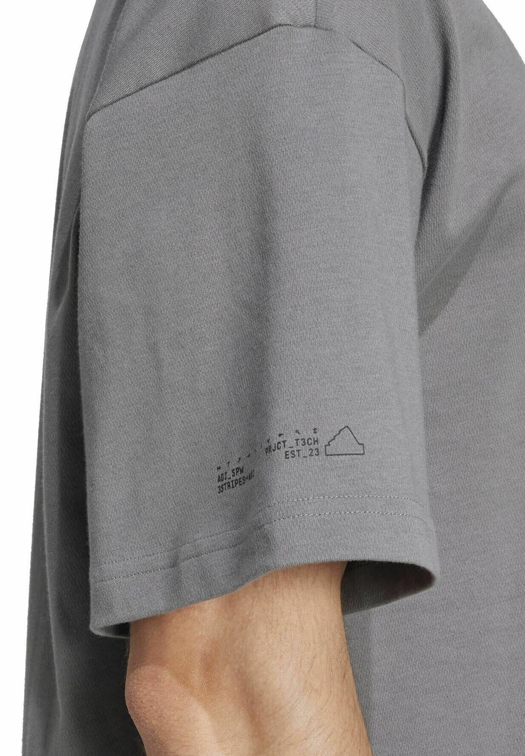 

Базовая футболка CITY ESCAPE adidas Sportswear, серый