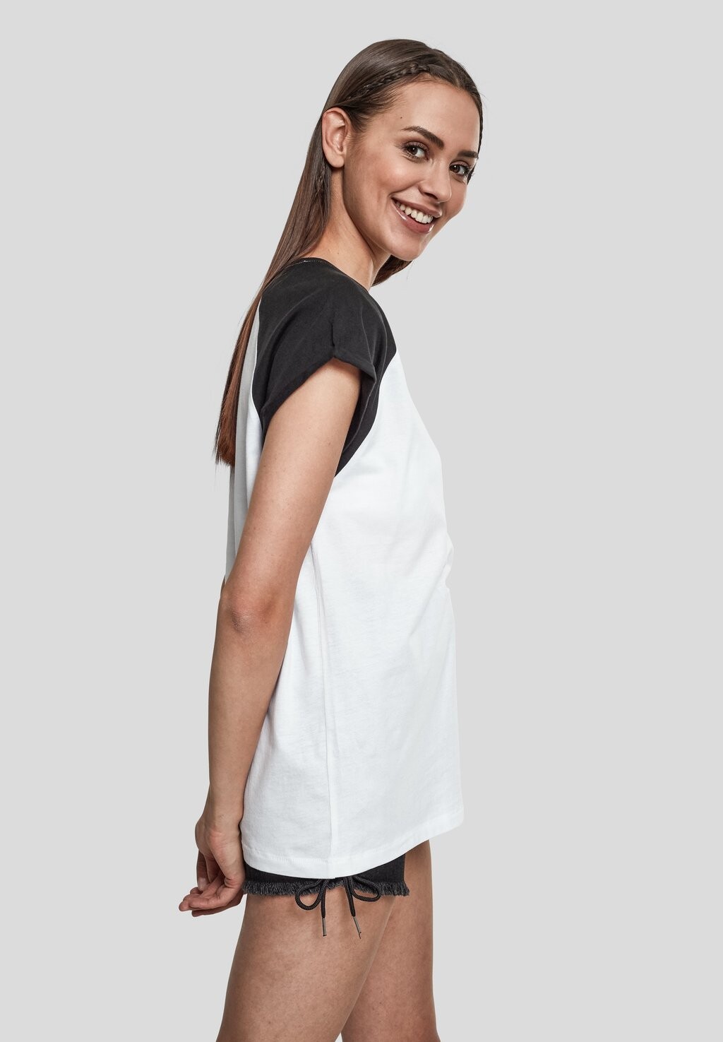 

Футболка с принтом Contrast Raglan Urban Classics, белый/черный