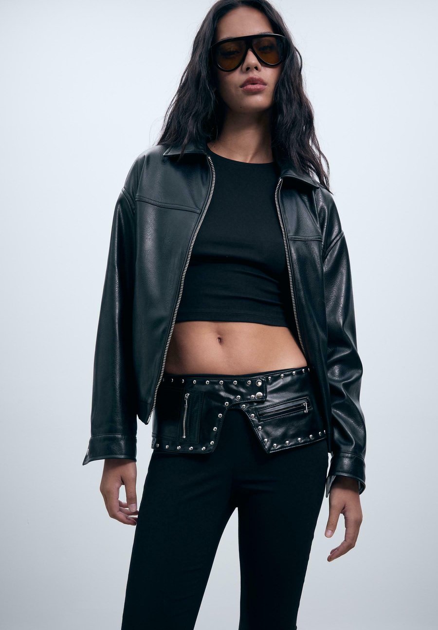 

Ремень Stradivarius WIDE WITH STUDS, Black