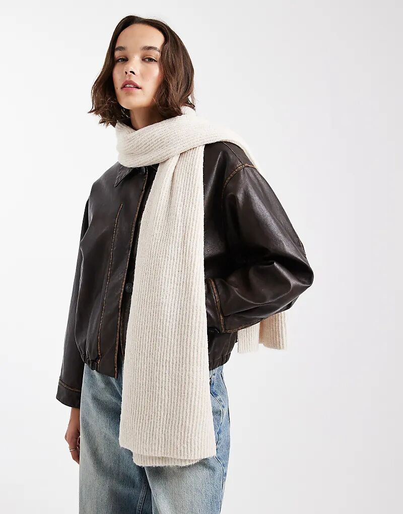 

Супермягкий ребристый шарф Vero Moda кремового цвета