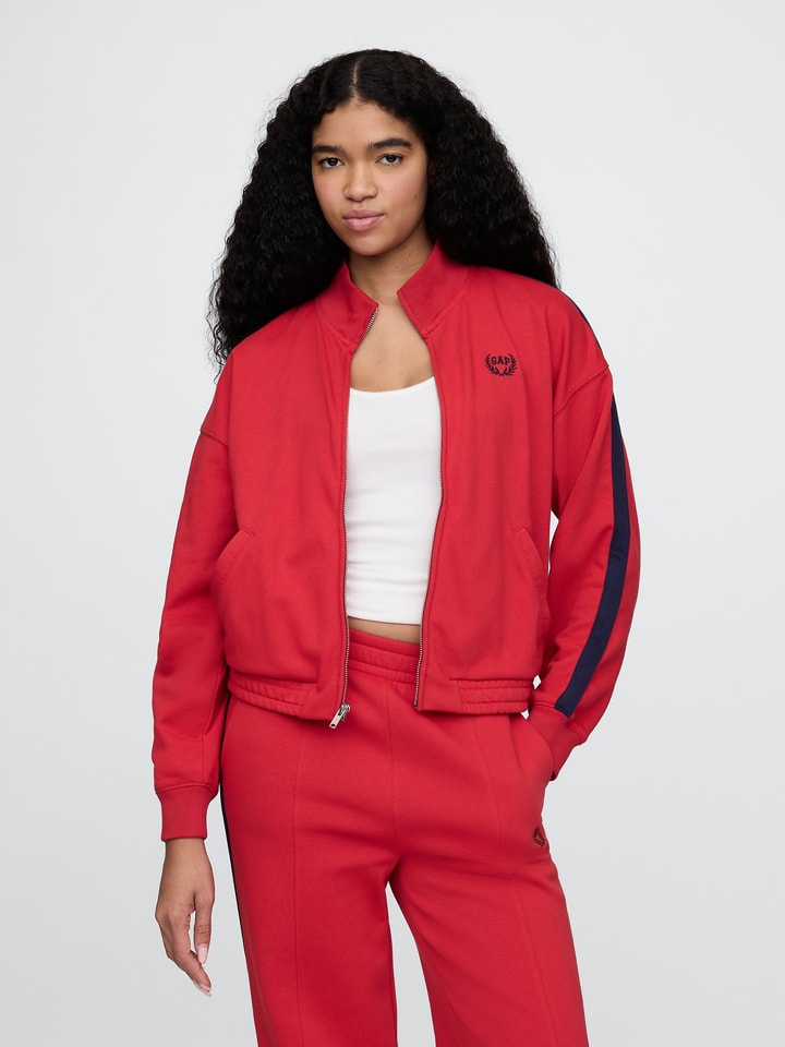 

Спортивная куртка GAP, красный