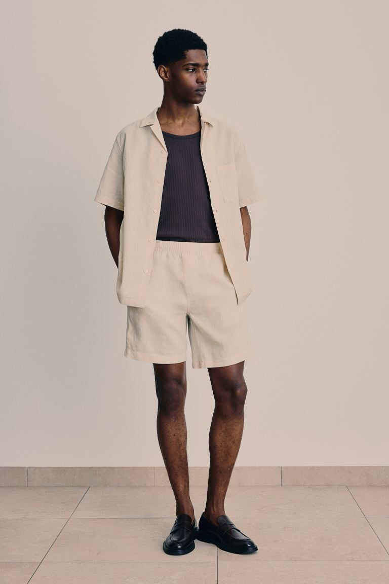 

Льняные шорты обычного кроя H&M, бежевый
