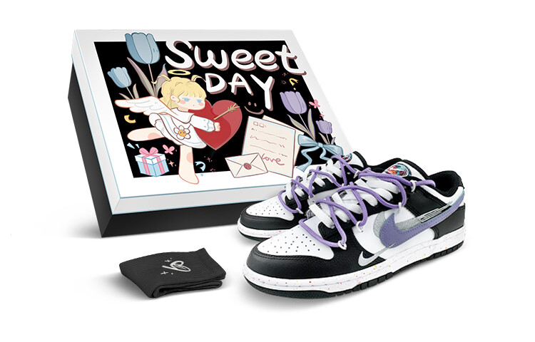 

Кроссовки Nike Dunk Skateboard Shoes Women's Low-Top Black And White/Purple