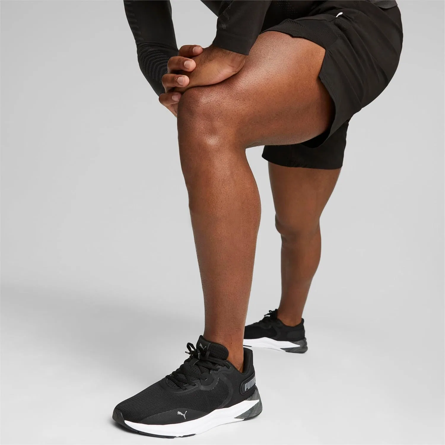 Кроссовки для бега по улицам PUMA Disperse Xt 3 унисекс, Puma Black Puma White Cool Dark Grey — фото 2