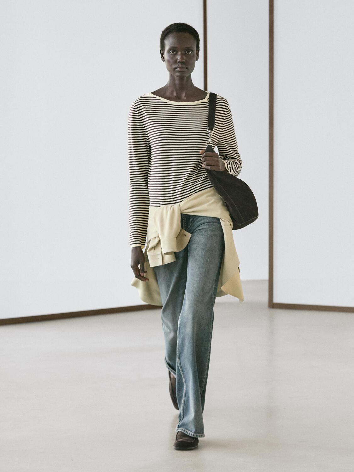 

Вязаный свитер в полоску с длинным рукавом Massimo Dutti, cream