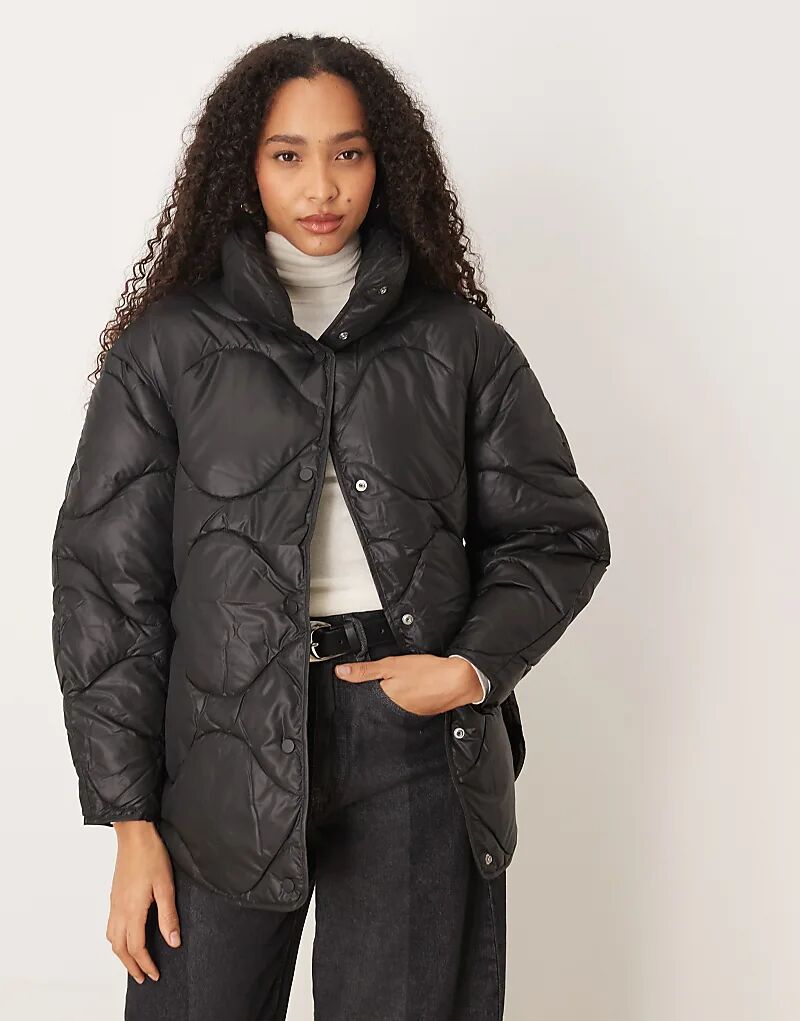 

Стеганая куртка JJXX свободного кроя с высоким воротом черного цвета