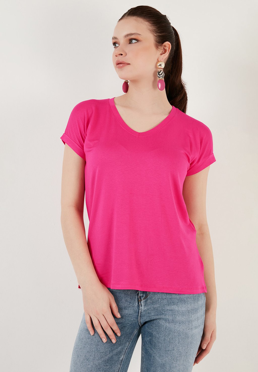 

Базовая футболка REGULAR FIT LELA, неоново-розовый