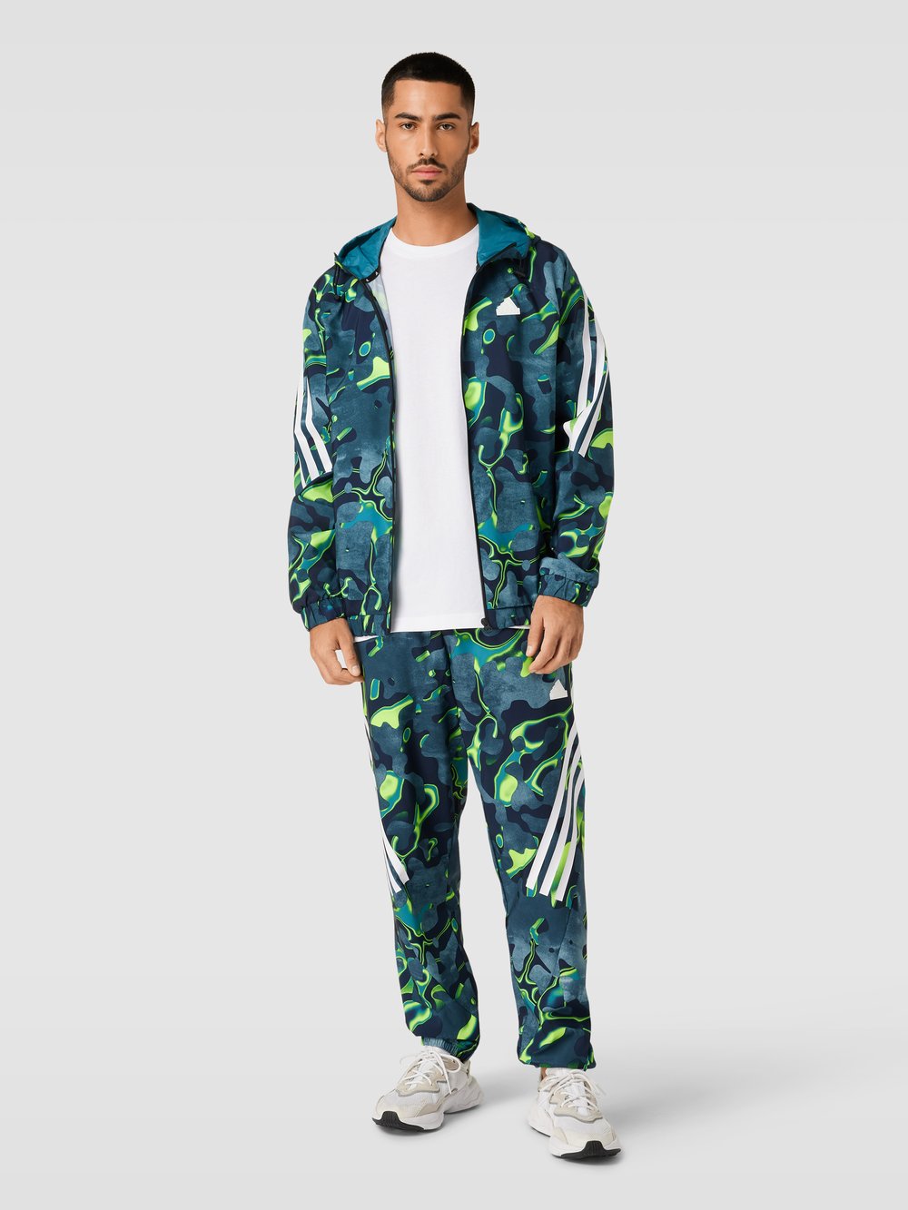 

Куртка с капюшоном ADIDAS SPORTSWEAR