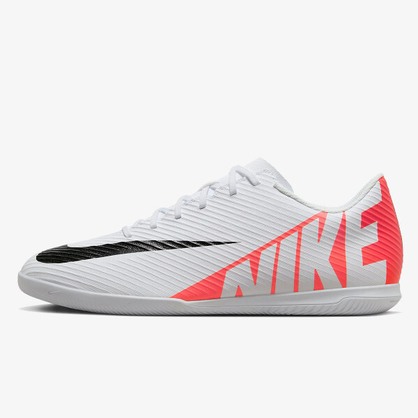 

Кроссовки Mercurial Vapor 15 Club IC Nike, красный