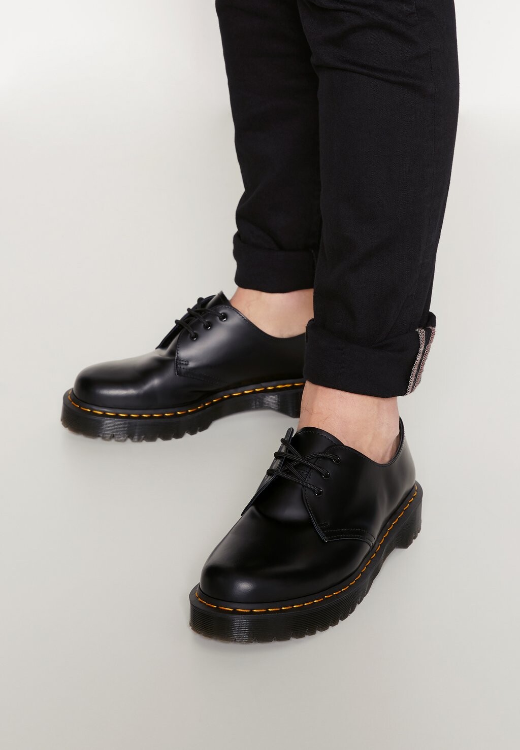 Повседневные туфли на шнуровке Dr. Martens