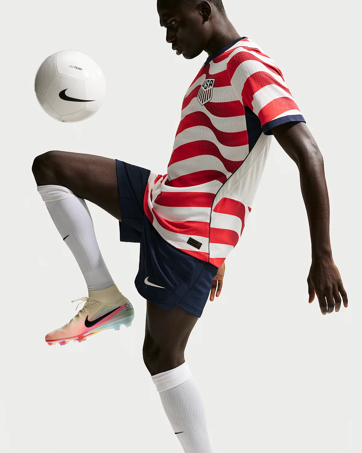Мужские шорты Nike Aero-FIT Soccer Authentic USMNT 2026 Match Home, Midnight Navy/Sail — фото 4