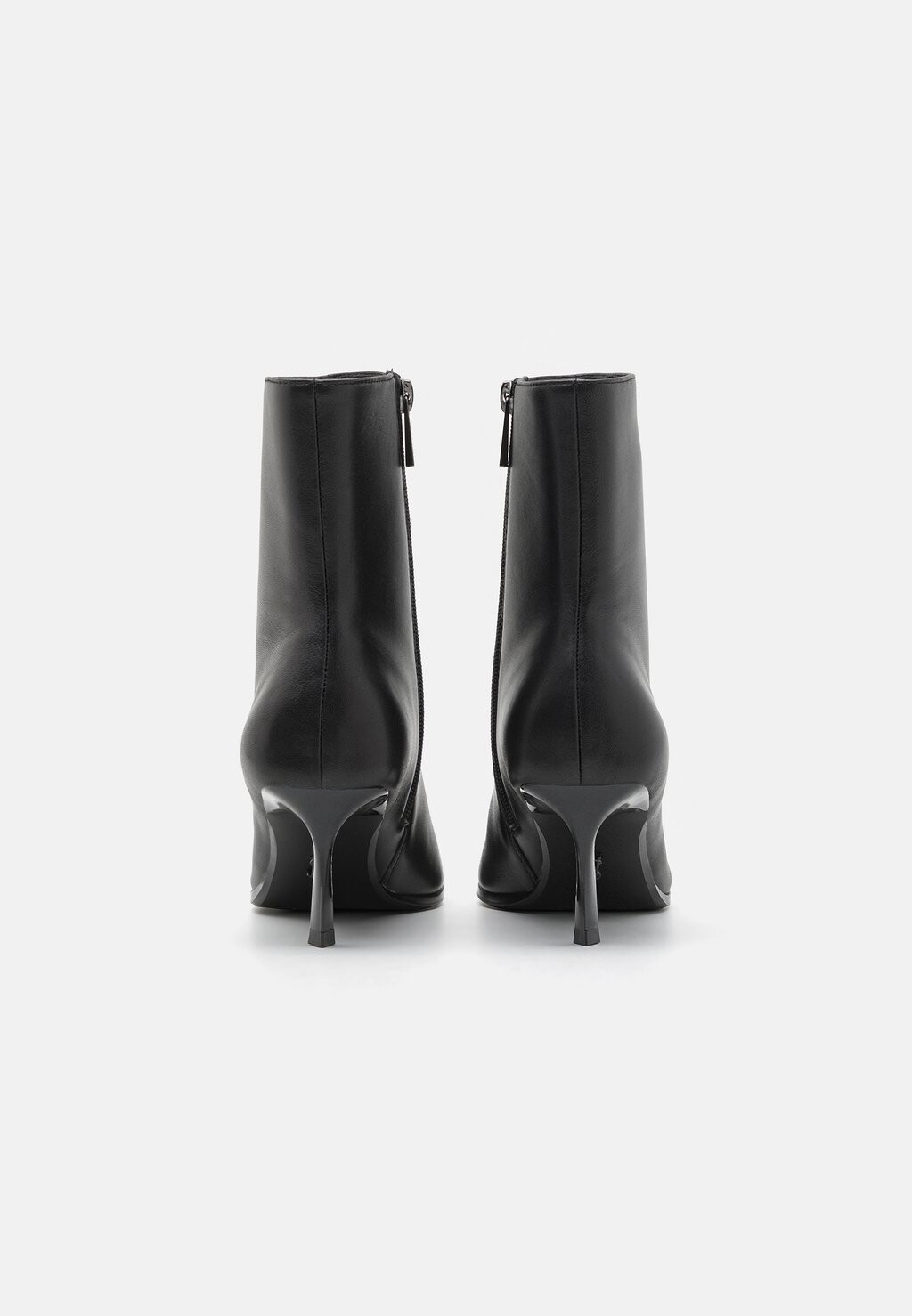 

Классические ботильоны RHYS Steve Madden, черный