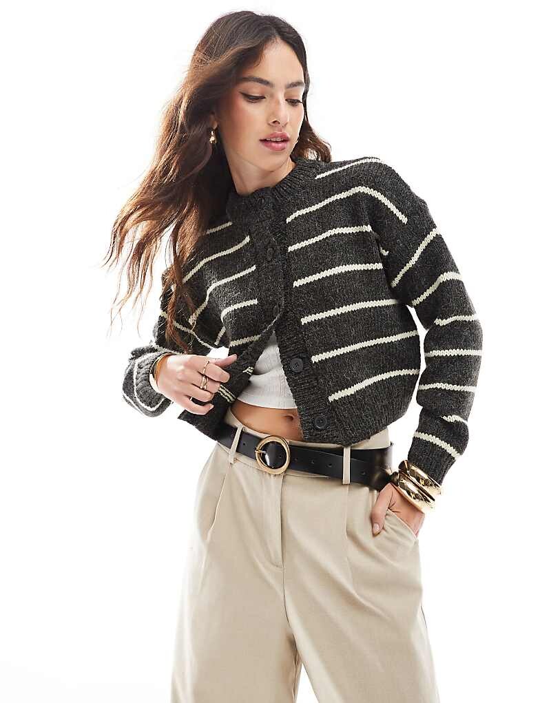 

ASOS DESIGN – Кардиган в графитовую полоску короткого кроя с круглым вырезом