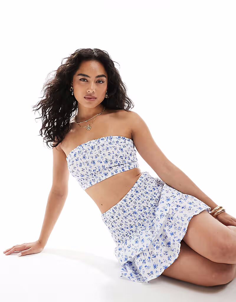 

Укороченный топ New Look Co-ord в мелкую присборенную окантовку белого и синего цветов