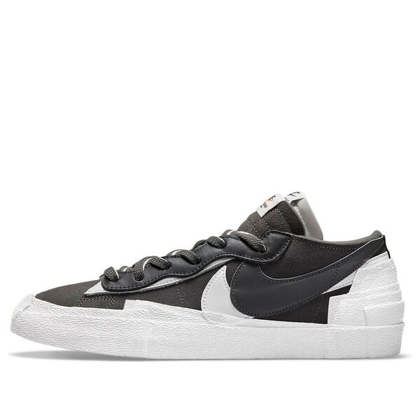 

Кроссовки x sacai blazer low Nike, черный
