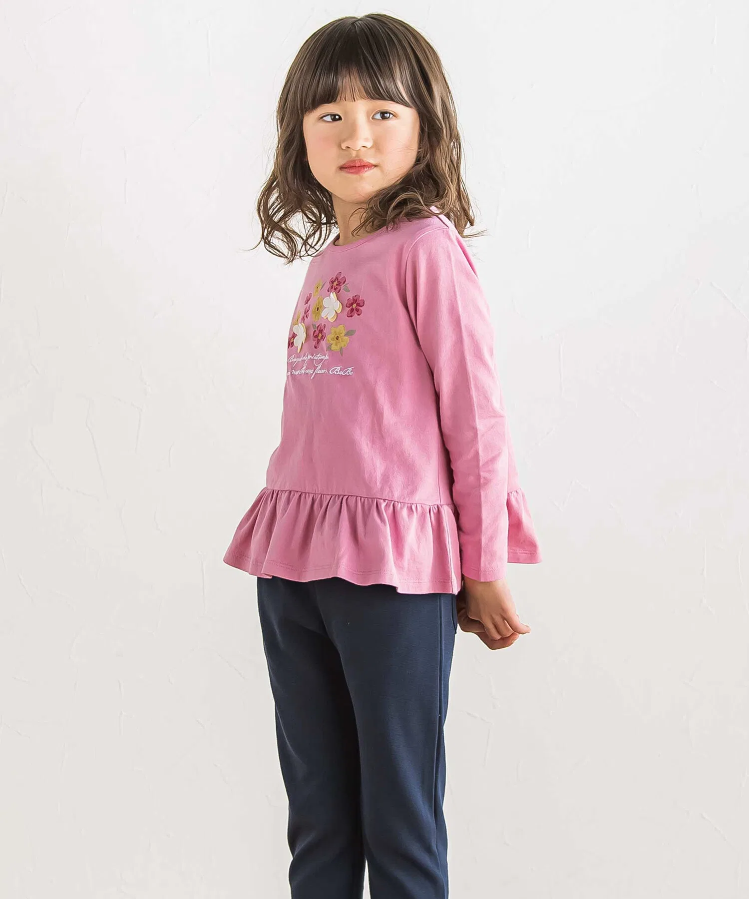 Детская футболка с цветочным принтом BeBe белая — фото 4