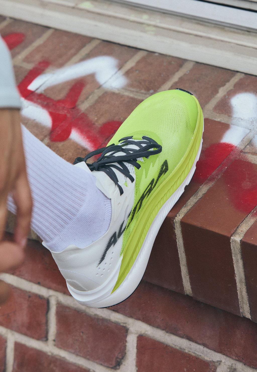 Кроссовки для бега VANISH CARBON 2 Altra, белый