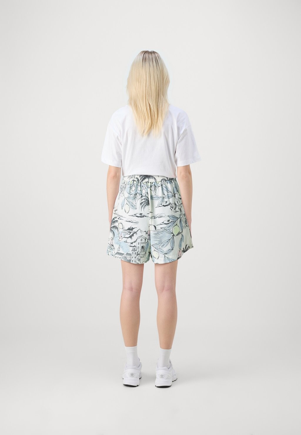 

Шорты VMBIRDIE Vero Moda, цвет Cannoli Cream Birdie