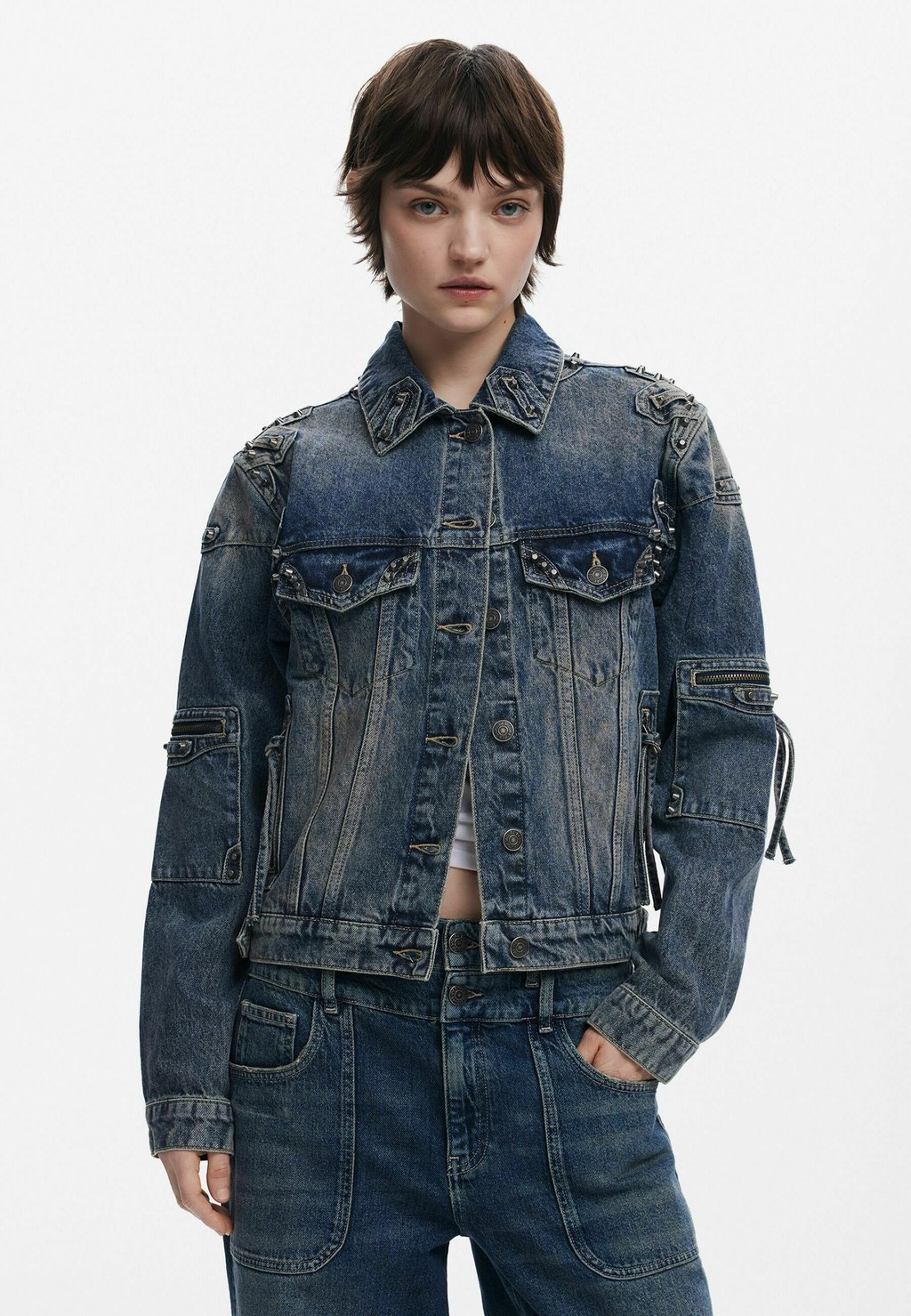 

Джинсовая куртка STUDDED Desigual, синий
