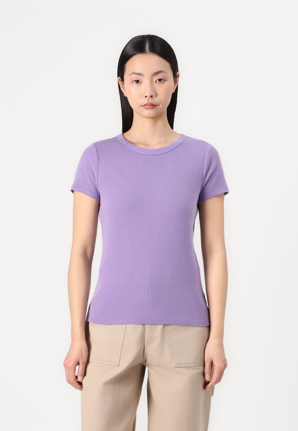 

Базовая футболка GAP, сиреневый