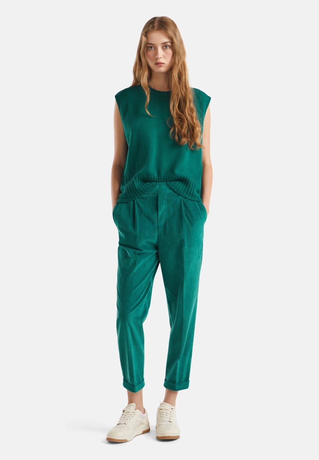 

Тканевые брюки WITH STRETCH WAIST United Colors of Benetton, зеленый