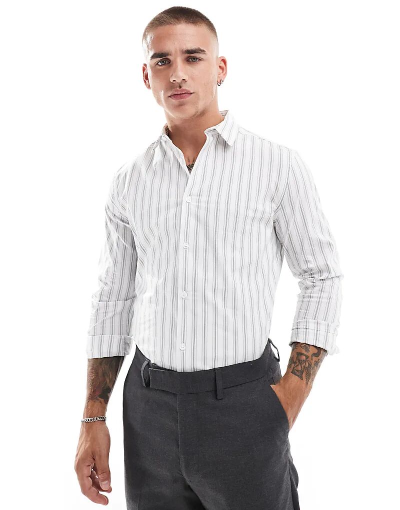 

Рубашка в узкую полоску белого и серо-зеленого цвета ASOS DESIGN
