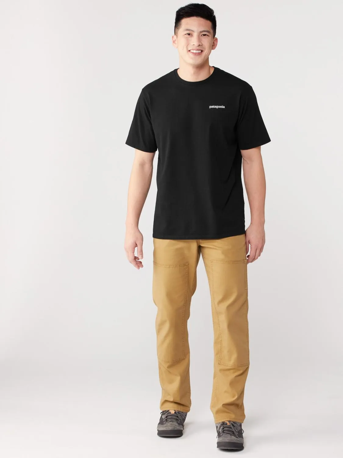 Футболка P-6 Logo Responsibili-Tee мужская Patagonia, Black — фото 4