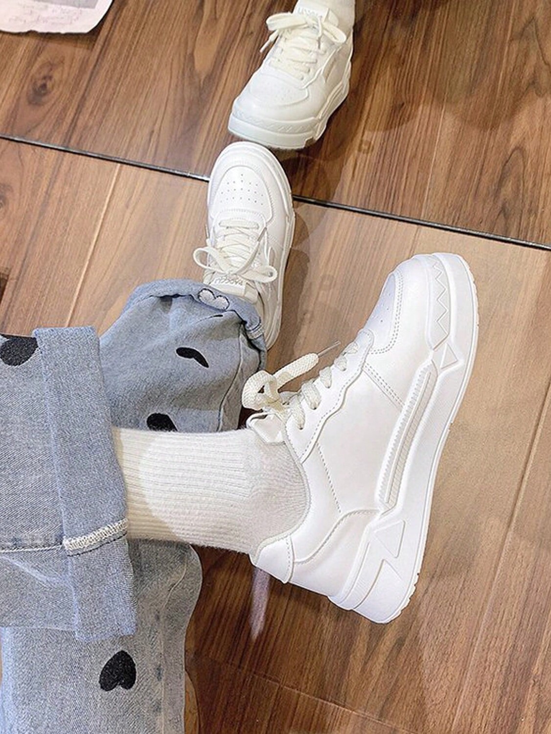 

Женская спортивная обувь, новинка осени 2023, дышащая повседневная обувь для скейтбординга с толстой подошвой для летней повседневной носки, белый