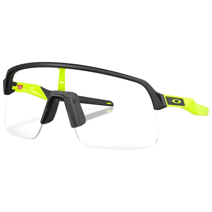 

Солнцезащитные очки sutro lite матовые черные прозрачные Oakley