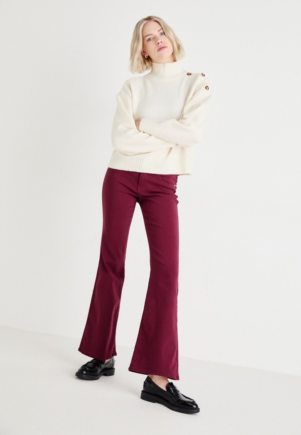 

Брюки ONLREESE RETRO FLARE PANT ONLY, бордовый