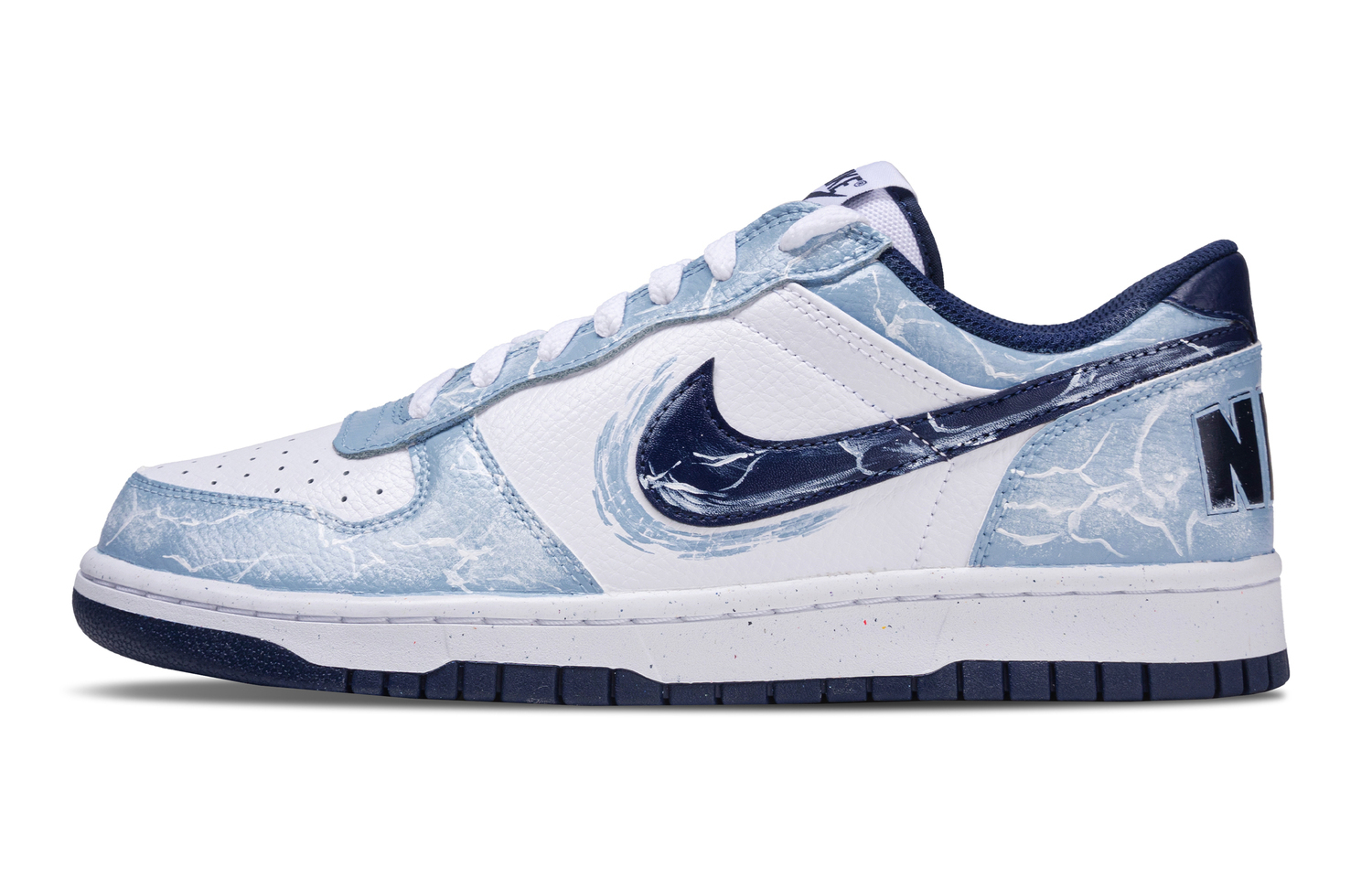 

Nike Big Thunderstorm Sky, Black Hole устойчивые к истиранию низкие кроссовки для скейтбординга мужские silver blue