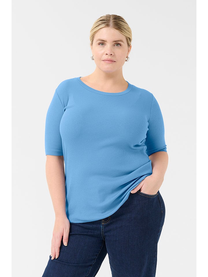 

Футболка KAFFE curve, светло-синий