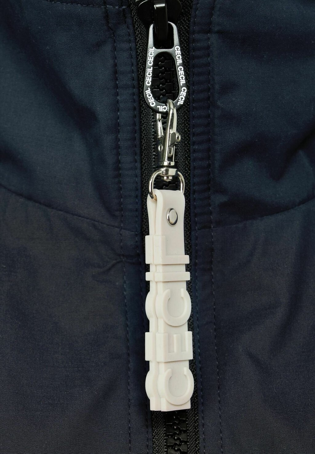 

Короткое пальто KURZE TRENCH Cecil, темно-синий