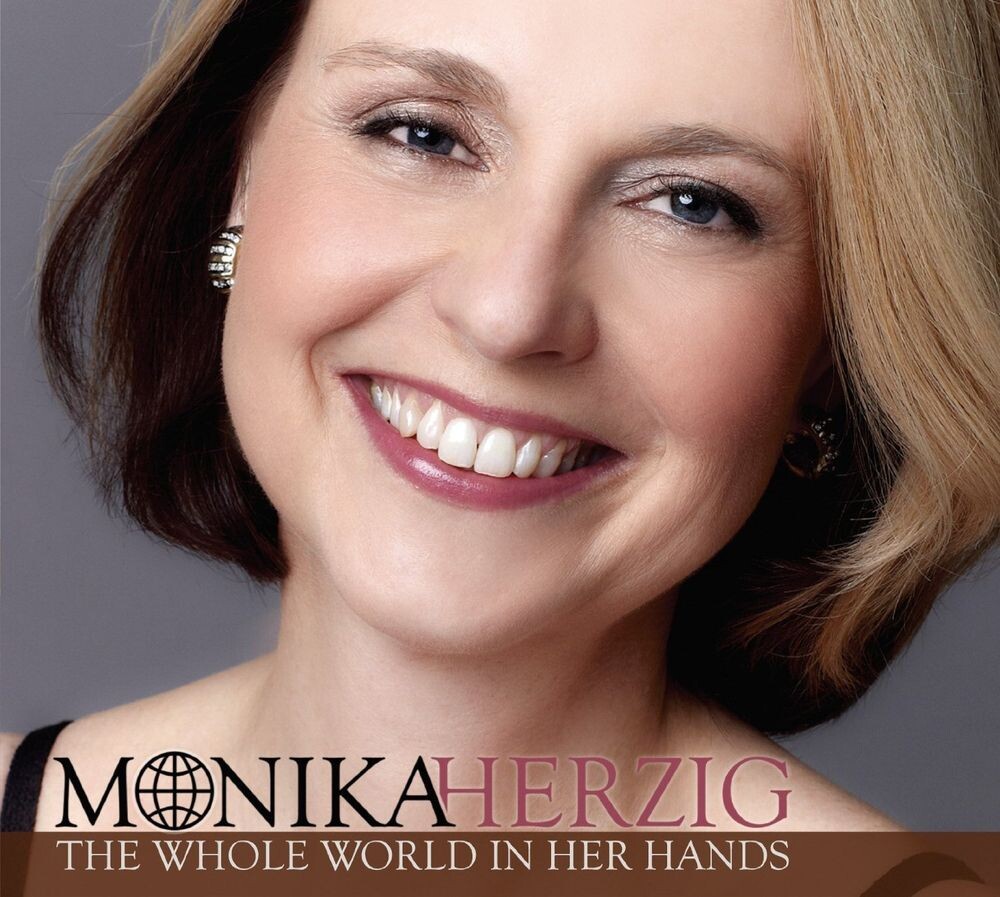 

Диск CD The Whole World In Her Hands - Monika Herzig