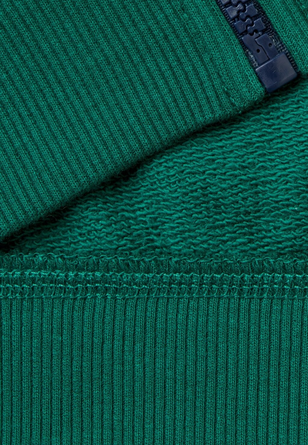 

Толстовка WITH ZIPPER United Colors of Benetton, зеленый