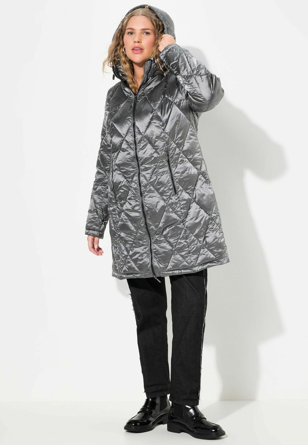 

Зимнее пальто HYPRAR QUILTED Ulla Popken, серебристый